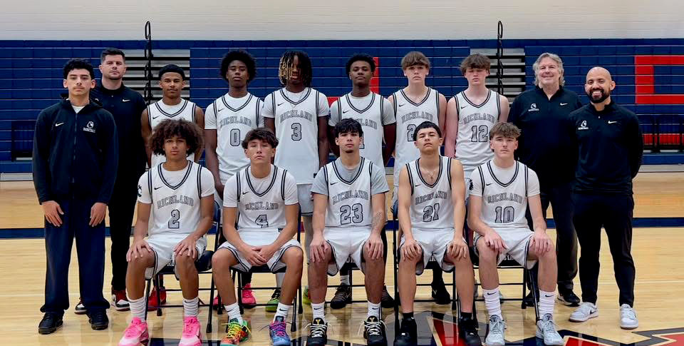 team photo (1)_edited.jpg